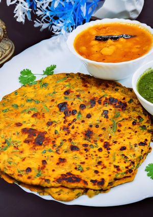 बथुआ का हेल्थी पराठे रेसिपी मुख्य फोटो
