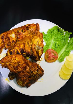 A picture of Spicy grilled chicken tikka.