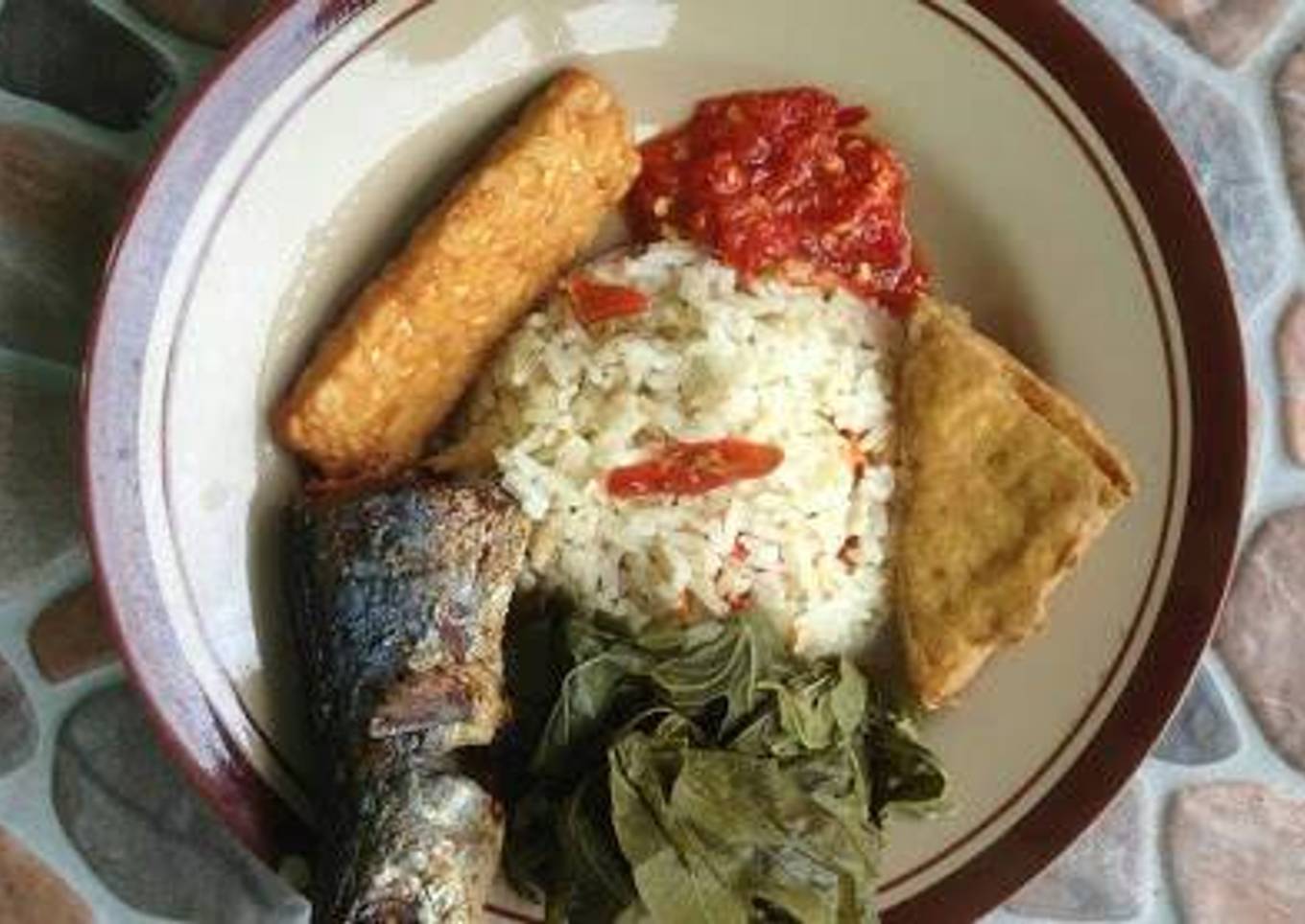 Nasi melekit magicom