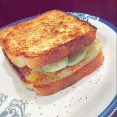 Sandwich A picture of Sandwich.