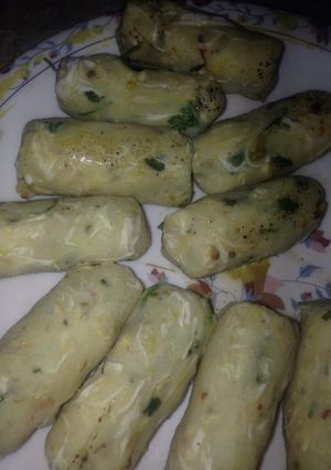 A picture of Chicken Potato Rolls.