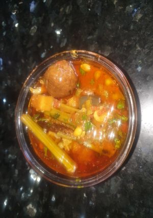 ઉંધીયુ (Undhiyu Recipe In Gujarati) રેસીપી મુખ્ય ફોટો