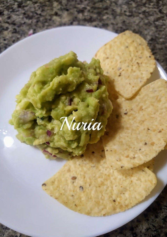 Una foto de Guacamole casero