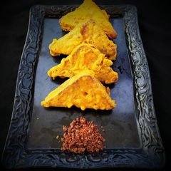 A picture of Bread Pakoda.