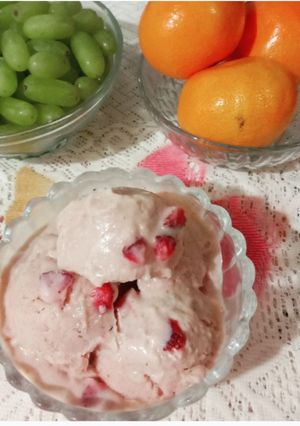 A picture of Strawberry ice cream.