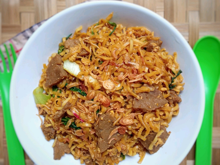 Langkah Mudah untuk Menyiapkan Mie Goreng Bumbu Sederhana, Menggugah Selera