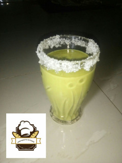 A picture of Avocado smoothies.