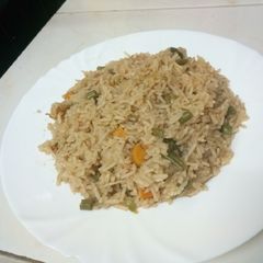 A picture of Vegetable pilau.