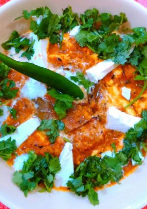 A picture of Paneer lababdar restaurant style.