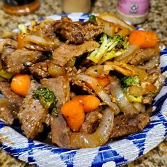 A picture of Lower calorie beef stir fry.