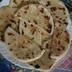 Butter naan A picture of Butter naan.