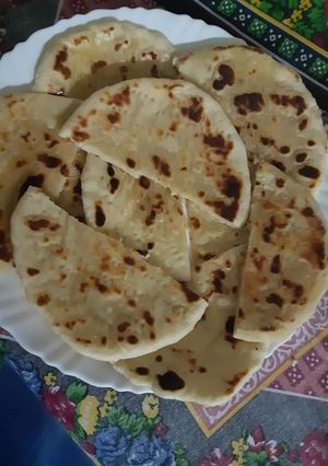 A picture of Butter naan.