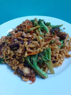 Foto resep Mie goreng murah mudah, anti gagal. Recook by @willgoz