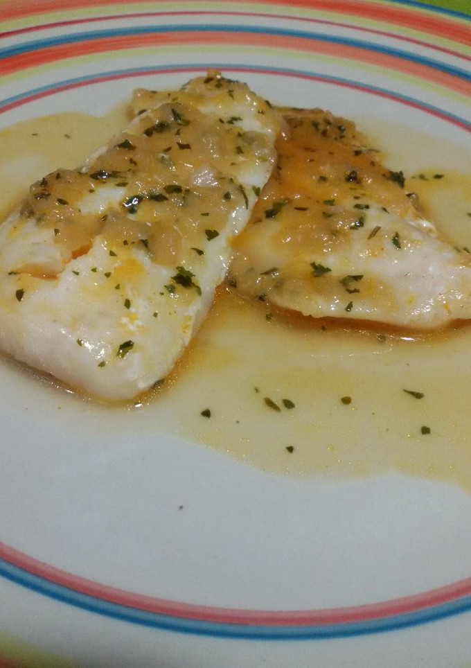 Una foto de Guiso de merluza con thermomix