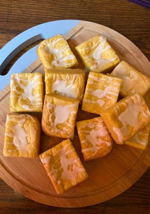 A picture of Lemon Cake Mix Brownies.