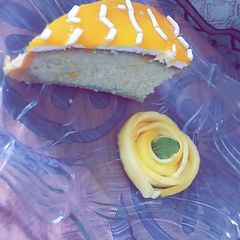 A picture of #Mango_Glaze_Cake.