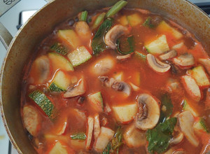 Una foto de Sopa de champiñones con calabaza