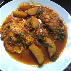 A picture of Egg porch with veg curry.