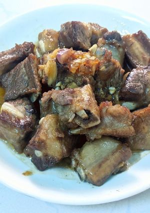 Hình của món Sườn xào chua ngọt.