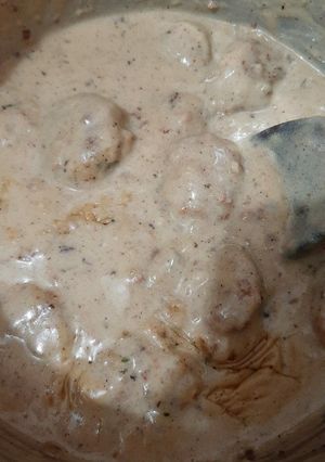 Una foto de Albóndigas en salsa blanca