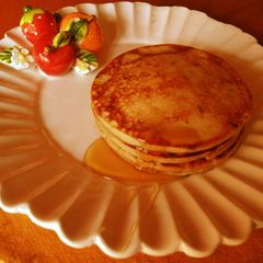 Banana pancakes A picture of Banana pancakes.