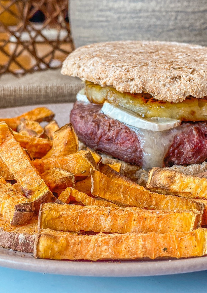 Una foto de Hamburguesa con pan integral dos ingredientes en Airfryer