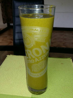 A picture of Healthy green smoothie.