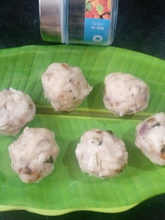 உப்பு உருண்டை செய்முறை முக்கிய புகைப்படம்