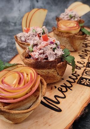 Una foto de 🌹 CANASTITAS DE PAN DE MOLDE 🌹