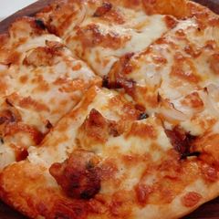 A picture of Pizza.