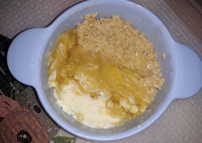Resep Banana Oatmeal with yogurt Snack Mpasi 8 bulan