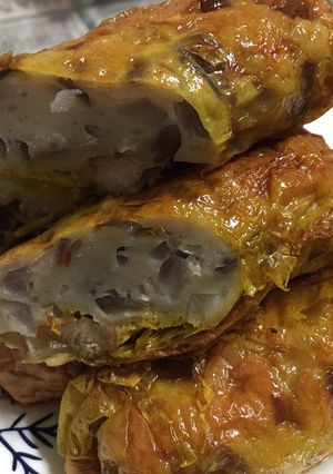 A picture of Pork and Fish Paste Rolls.