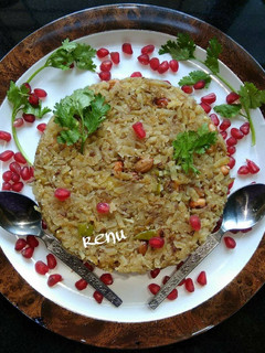 A picture of Sweet potato Poha / Shakarkand ka kees 🍠🍠🍠.