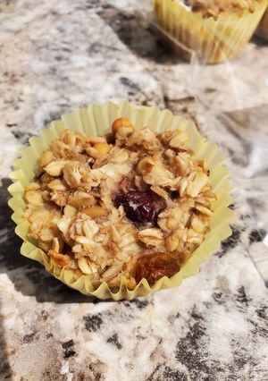 A picture of Oatmeal Breakfast Cups.