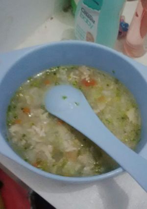 Foto resep Kaldu ayam mpasi 8+
