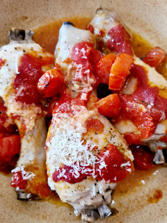 A picture of Baked Chicken in Tomato Sauce.