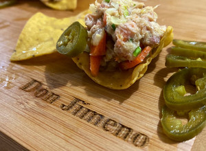 Una foto de Ensalada de jurel ahumado