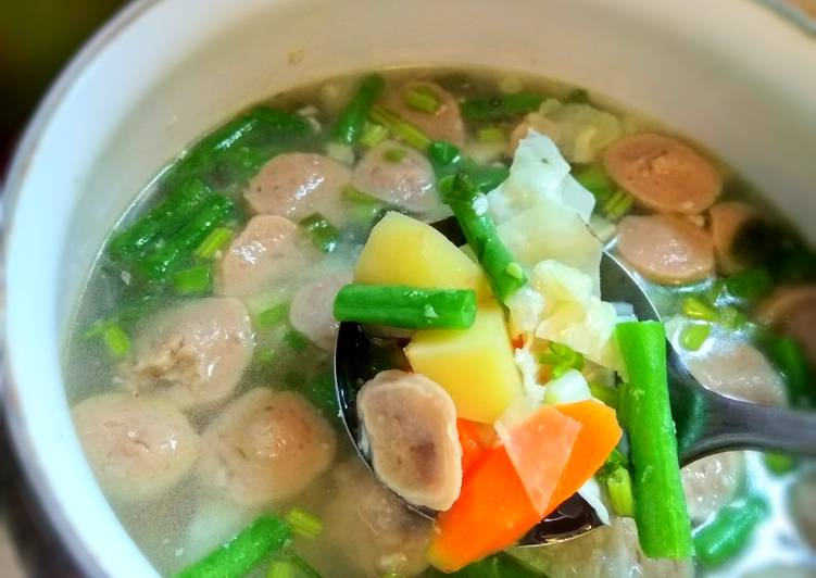 Resep Sayur Sop Baso Simple, Enak Banget