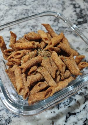 Una foto de Macarrones crackers (un snack delicioso)