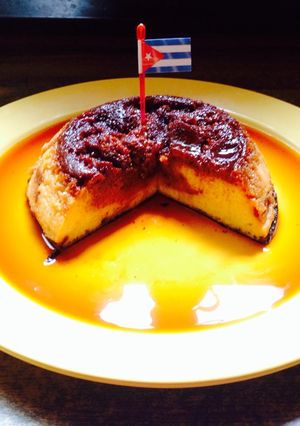 Una foto de Flan de leche condensada
