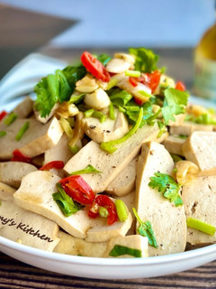 涼拌豆干(白豆干) / 簡單小菜 的食譜成品照片