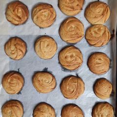 A picture of Rosette cookies.
