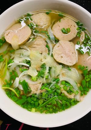 Hình của món Phở bò nấu trong 2 tiếng, ngon như ngoài tiệm mà không dùng đường, bột ngọt, bột nêm, hay xương ống.