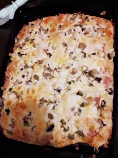 عکسی از دستور پیتزا مخلوط🍕