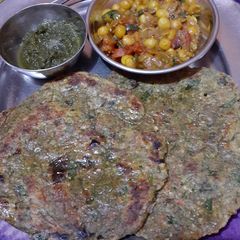 Mutigrain Roti(Thalipeeth) A picture of Mutigrain Roti(Thalipeeth).