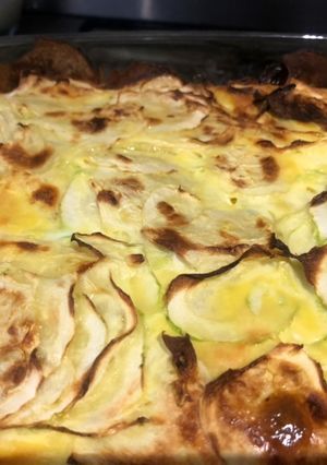 Une photo de Invisible courgettes et chèvre