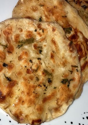 Une photo de Succulent Naan au fromage