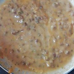 A picture of Makhni masoor.