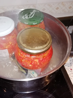 Una foto de Tomate natural envasado al vacío