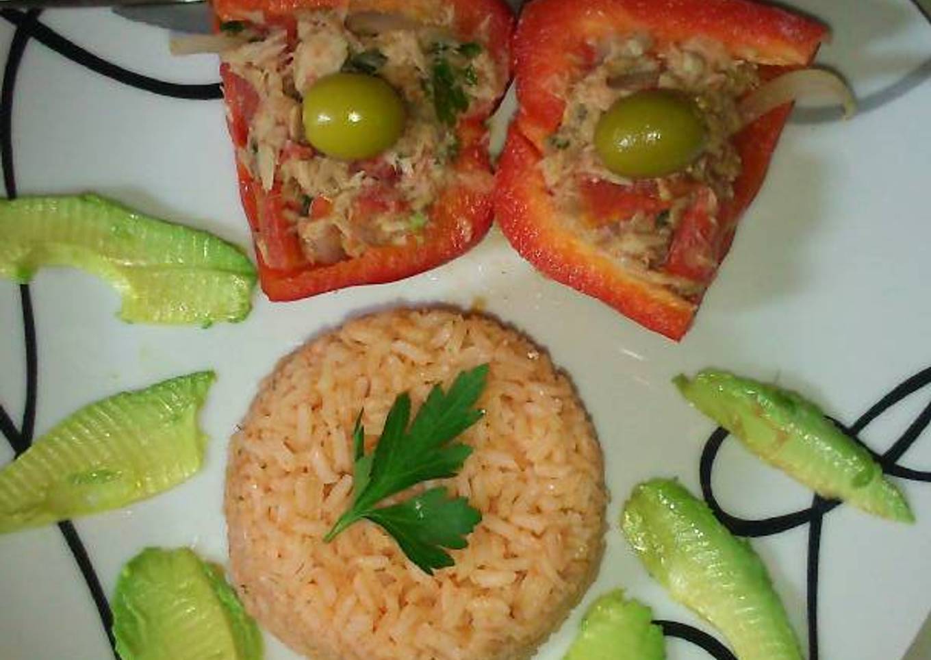 Pimiento Morrón Relleno de Ceviche de Atún